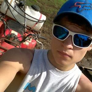 Meet your Posher, Dakota